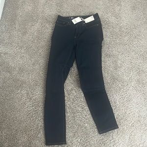 High rise/curvy/skinny